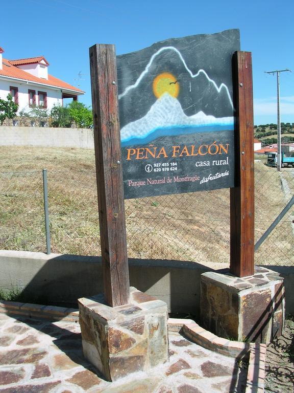 Casa Rural Pena Falcon Torrejón el Rubio エクステリア 写真