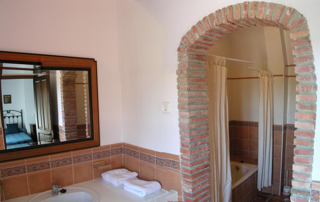 Casa Rural Pena Falcon Torrejón el Rubio エクステリア 写真