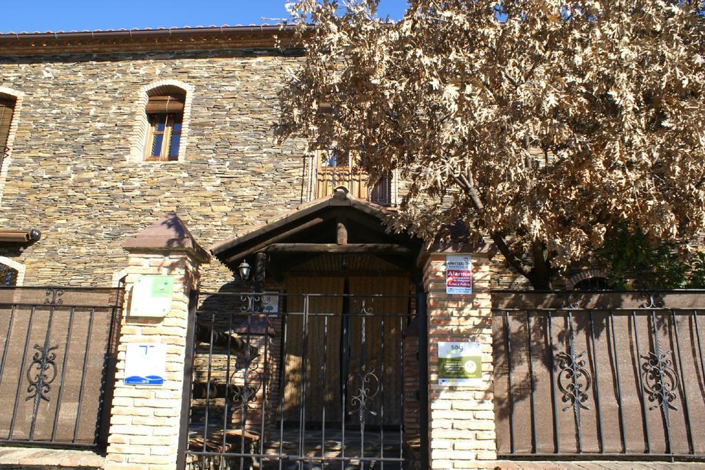 Casa Rural Pena Falcon Torrejón el Rubio エクステリア 写真