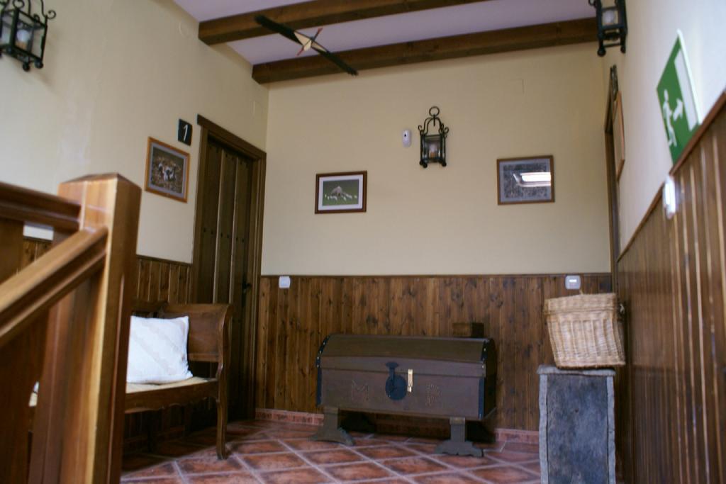 Casa Rural Pena Falcon Torrejón el Rubio エクステリア 写真