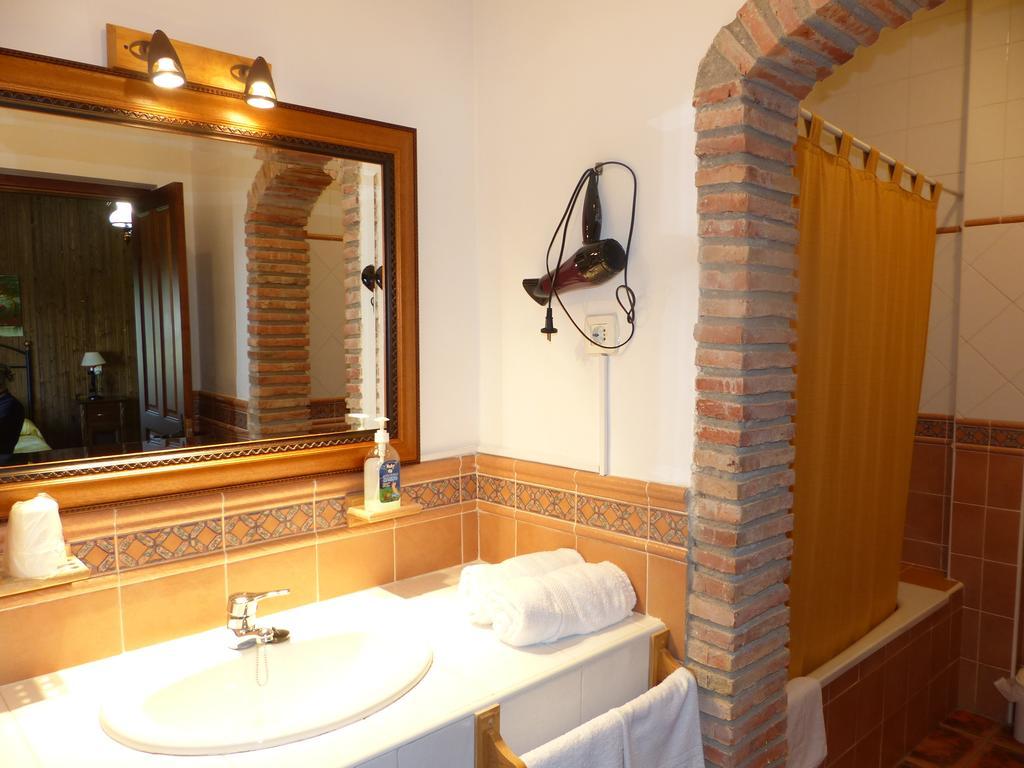 Casa Rural Pena Falcon Torrejón el Rubio エクステリア 写真