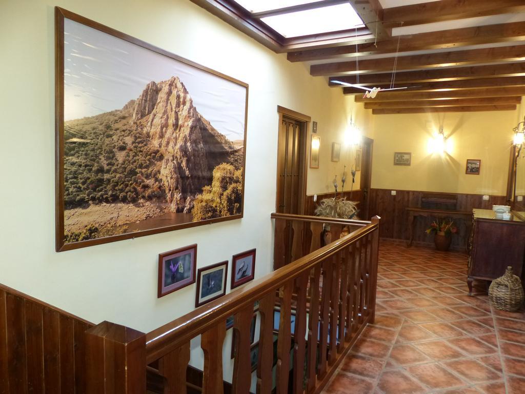 Casa Rural Pena Falcon Torrejón el Rubio エクステリア 写真