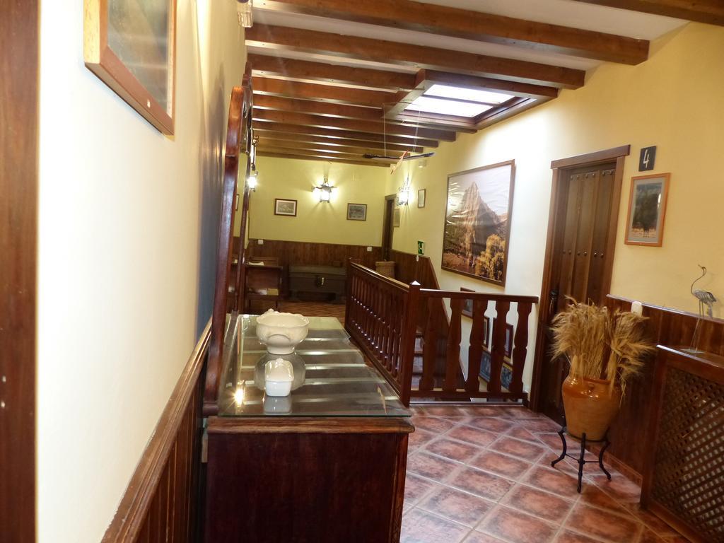 Casa Rural Pena Falcon Torrejón el Rubio エクステリア 写真