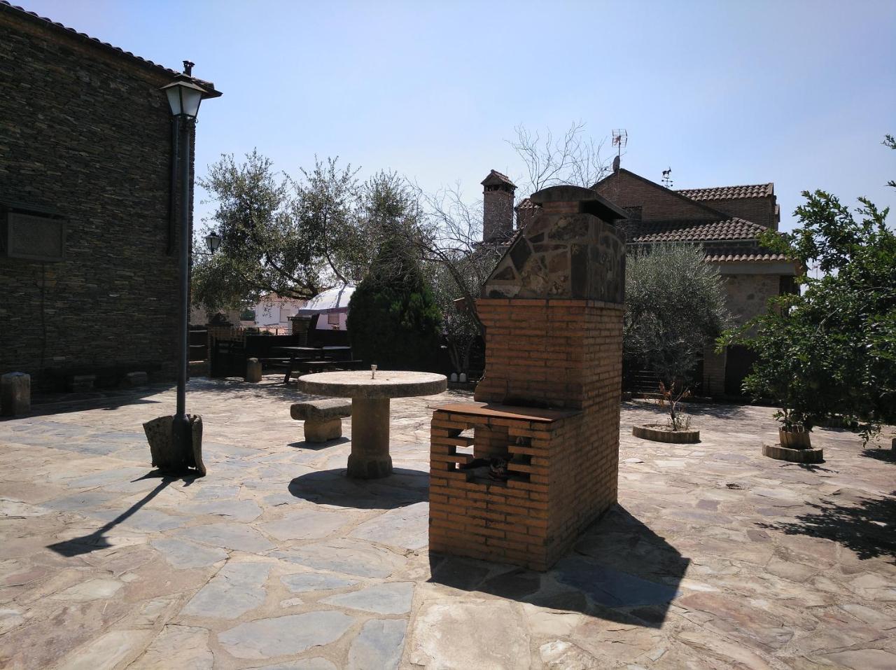 Casa Rural Pena Falcon Torrejón el Rubio エクステリア 写真